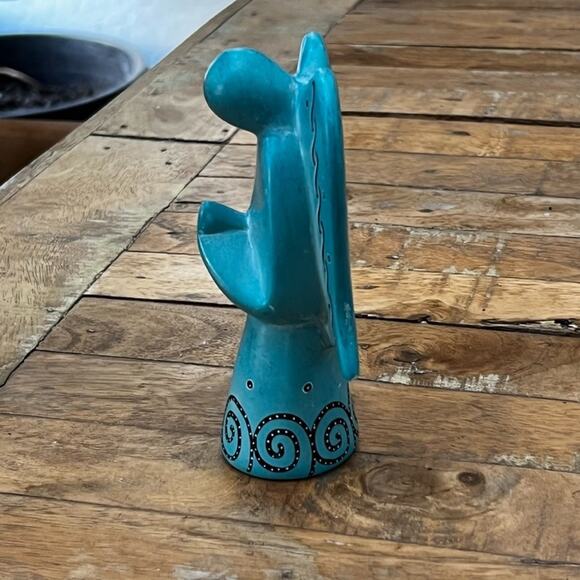 Hand Carved Soapstone Angel 5.4" Tall Turquoise Whitney Plantation - Picture 4 of 11